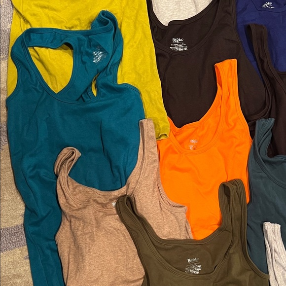 Lot of Merona and Mossimo Tank Tops size s - Picture 3 of 8
